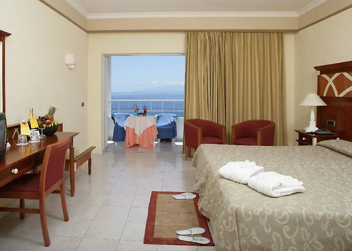 Stil Gigantes - Only Adults 4*