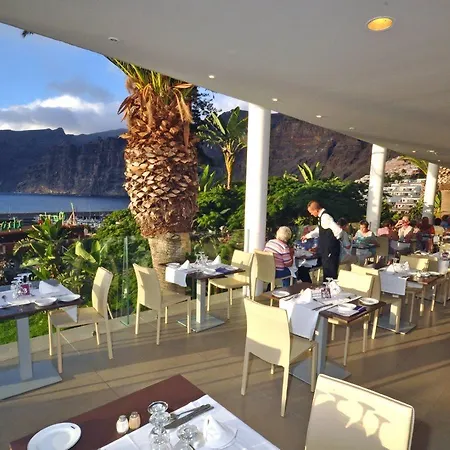 Stil Gigantes - Only Adults 4*