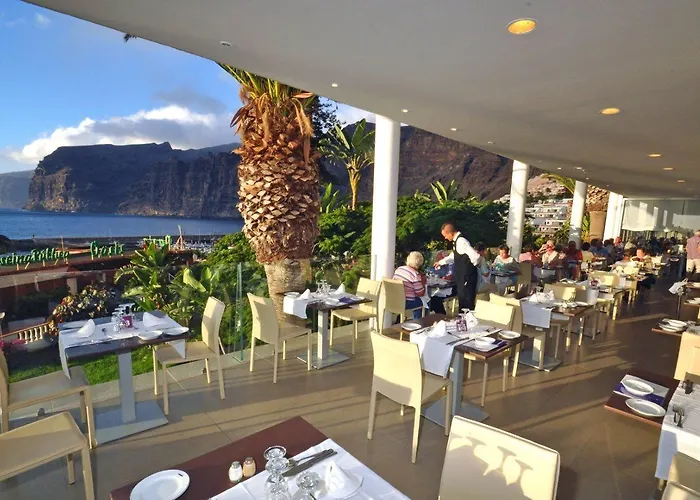 Stil Gigantes - Only Adults 4*