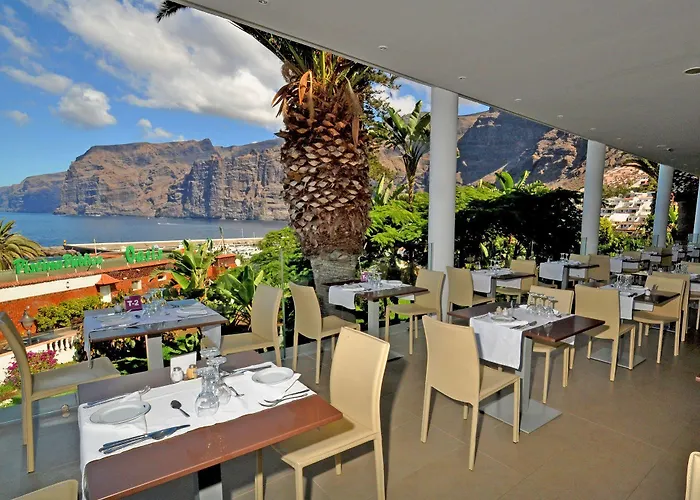 Stil Gigantes - Only Adults 4*